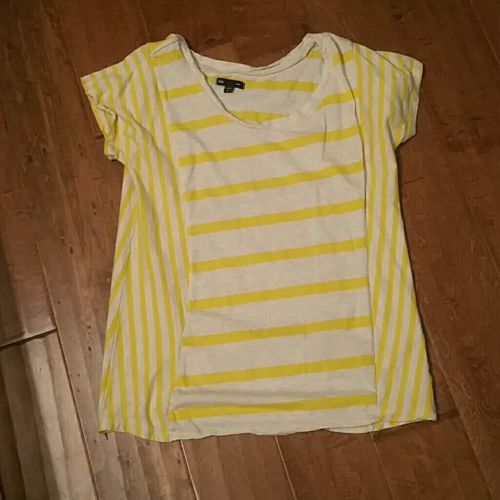 GAP t-shirt